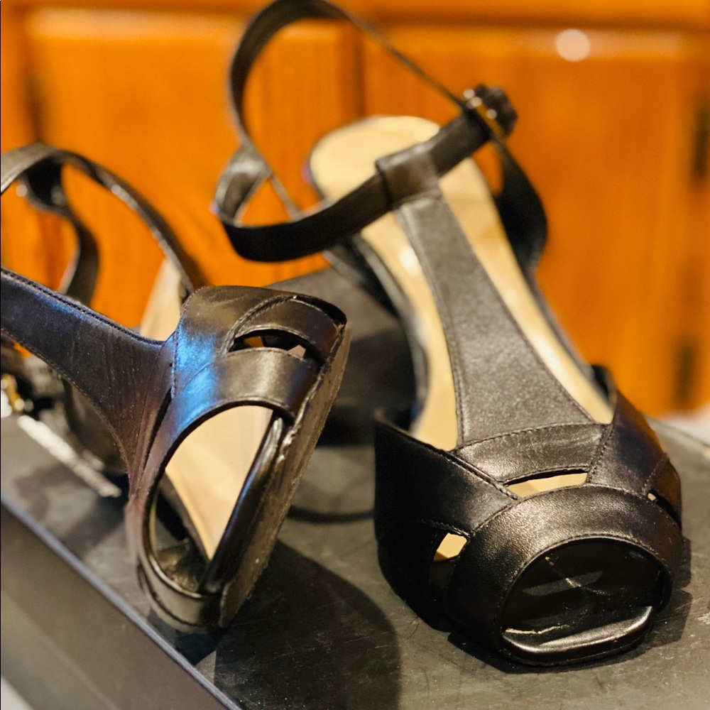 INC. leather T-Strap shoes- 9M